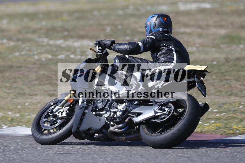 /36 08.08.2026  Pluess Motosport ADR/Freies Fahren/23